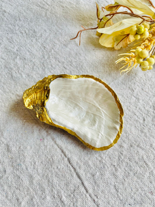 Pearl White Oyster Jewelry Dish